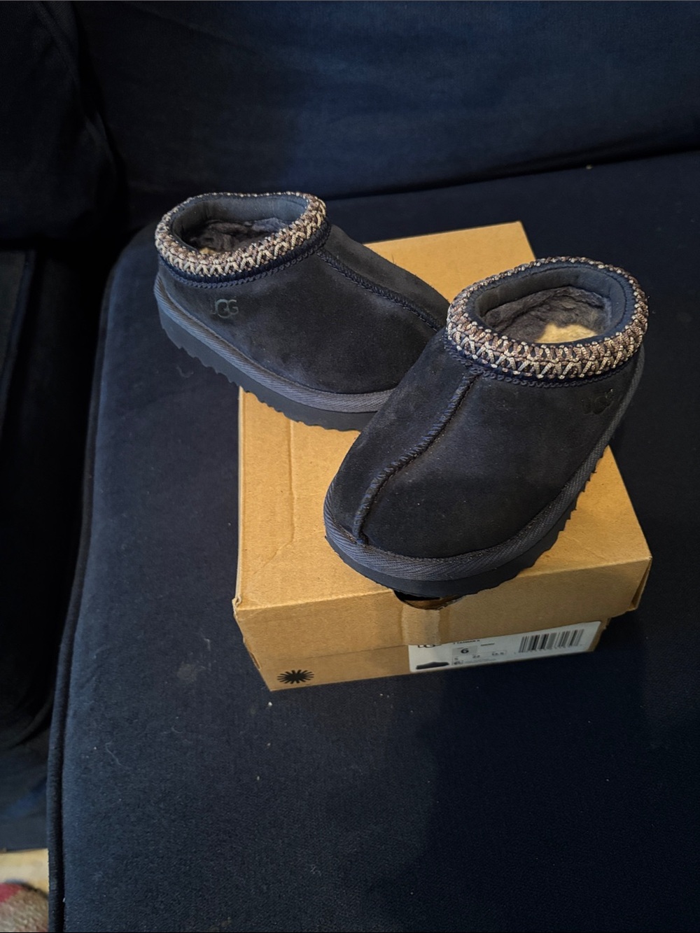 UGG kids Suede Slip-On Shearling-Lined Clog